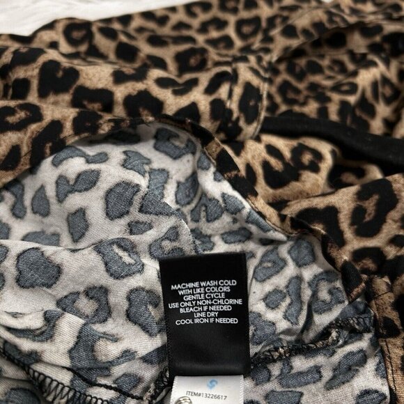 Torrid Leopard Print Button Front Sharkbite Asymmetric Hem Midi Dress Sz 2 (2X) - Picture 11 of 15